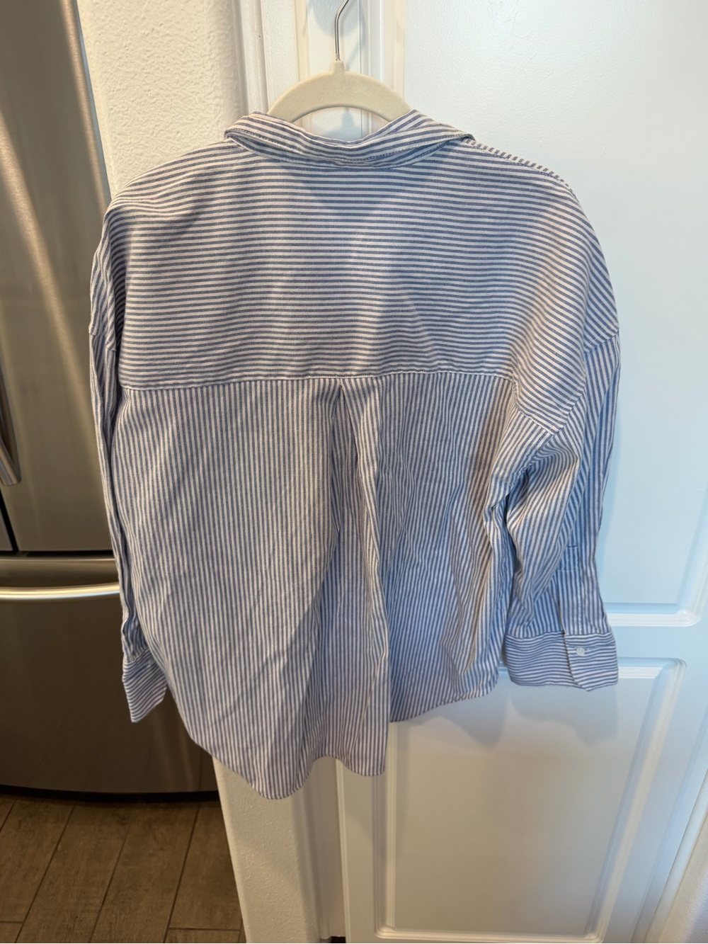 Zara Striped Button down oversized - Picture 3 of 3